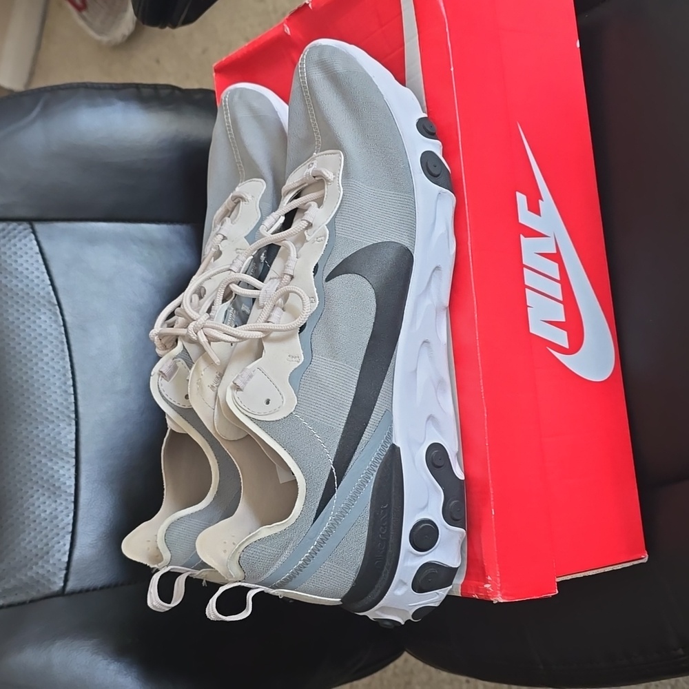 Nike React Element - image 1